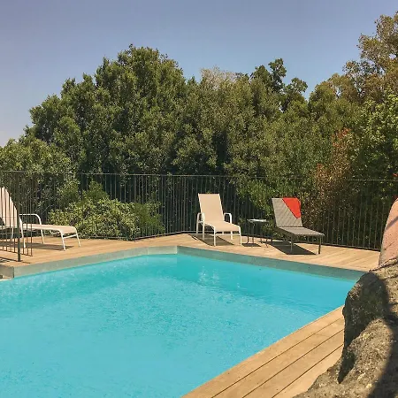 Two-bedroom Holiday In Vecchio * Porto-Vecchio (Corsica)